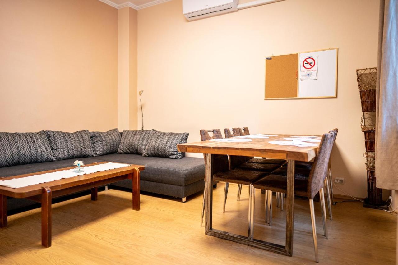 Apartment Of Koezraktar Budapest Extérieur photo